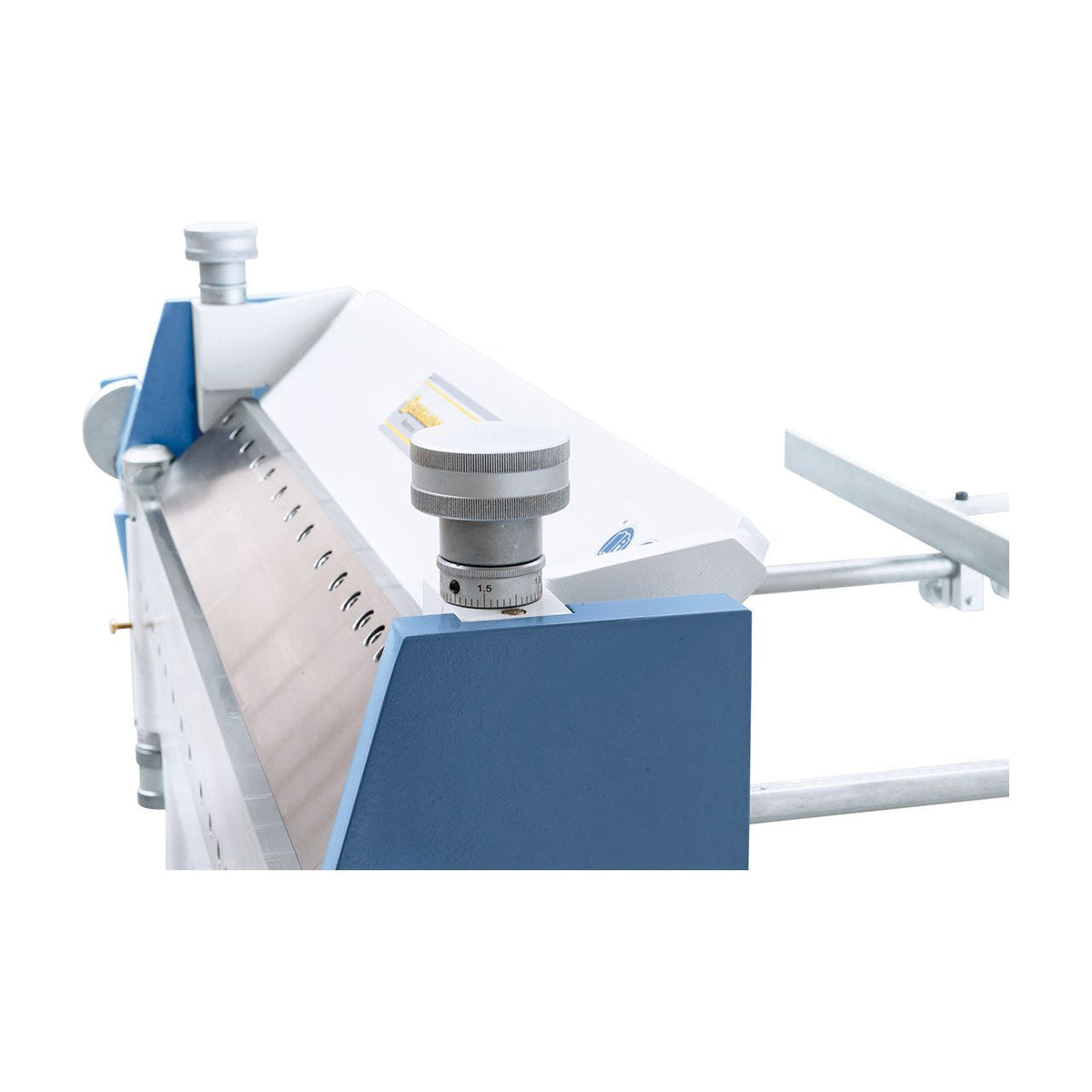 BERNARDO Schwenkbiegemaschine mit segm. Ober- und Unterwange – Modell TBS 1270