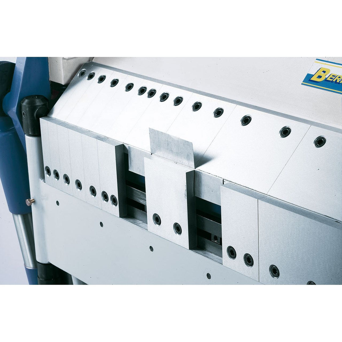 BERNARDO Schwenkbiegemaschine mit segm. Ober- und Unterwange – Modell TBS 1270