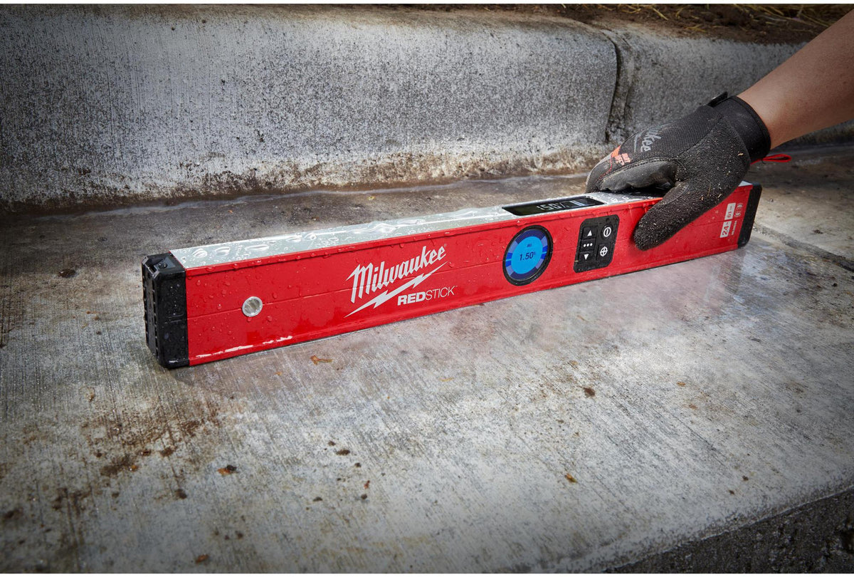 MILWAUKEE REDSTICK Digital 60 cm Elektronikwasserwaage mit PINPOINT Messtechnologie