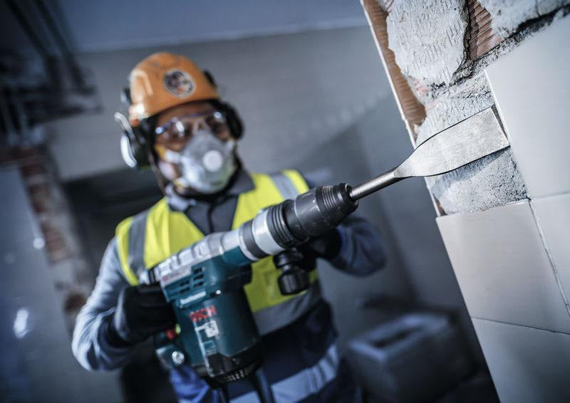 BOSCH SDS-max Fliesenmeißel 300 mm x 50 mm – Flache Ausführung mit angewinkelter Schneide