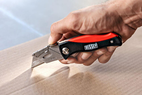 ERDI Universalmesser DBKPH-EU klappbar mit Daumenkissen und 5 Ersatzklingen