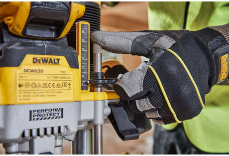 DEWALT Akku-Oberfräse DCW620H2-QW 18V – Bürstenloser Motor, 11000-23000 min-¹, 8/12 mm Spannzange