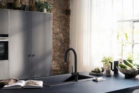 HANSGROHE SodaSystem 210 Aqittura M91 Ausziehauslauf Starter Set sBox – gefiltertes, gekühltes und sprudelndes Trinkwasser