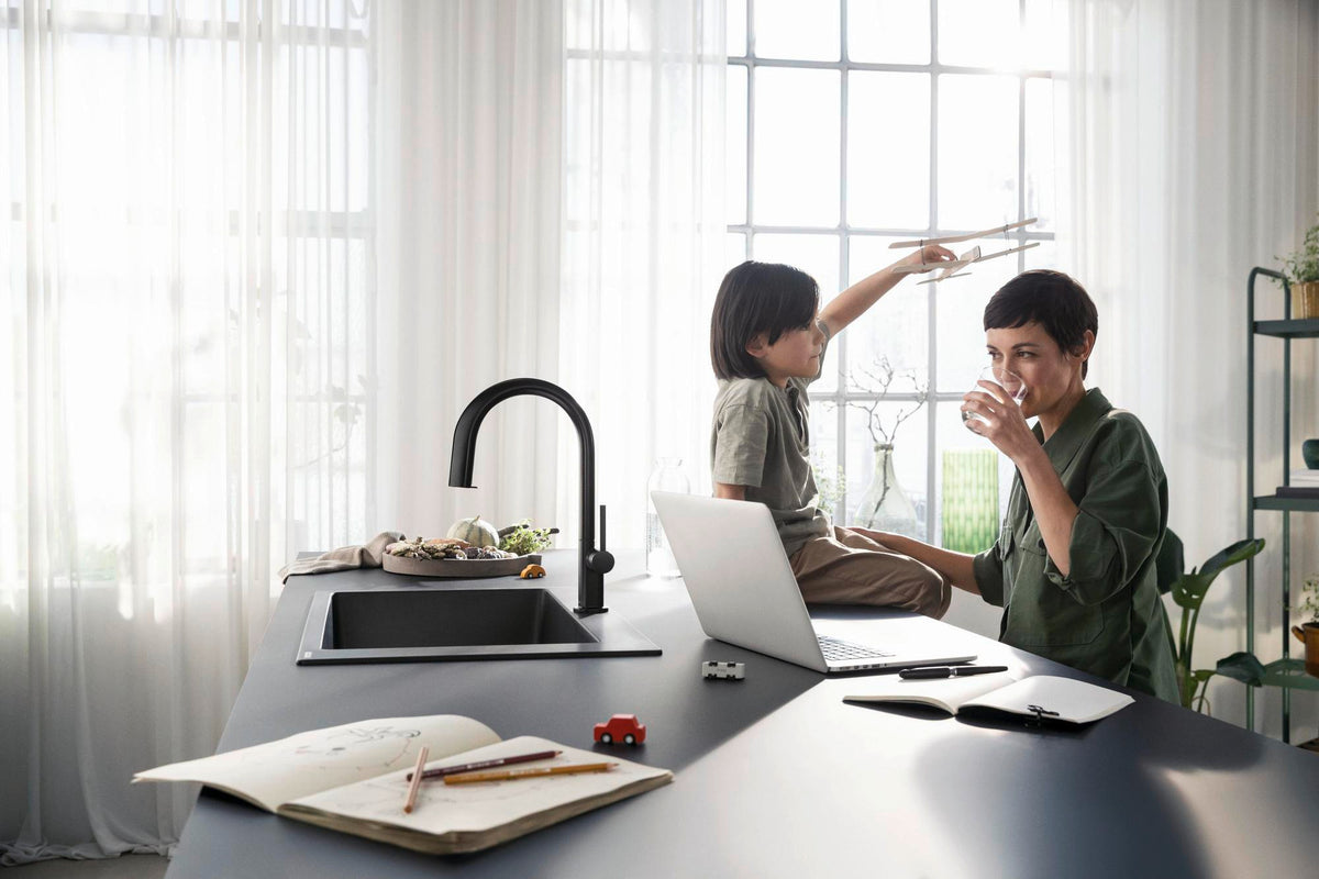 HANSGROHE SodaSystem 210 Aqittura M91 Ausziehauslauf Starter Set sBox – gefiltertes, gekühltes und sprudelndes Trinkwasser