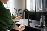 HANSGROHE SodaSystem 210 Aqittura M91 Ausziehauslauf Starter Set sBox – gefiltertes, gekühltes und sprudelndes Trinkwasser
