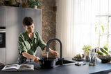 HANSGROHE SodaSystem 210 Aqittura M91 Ausziehauslauf Starter Set sBox – gefiltertes, gekühltes und sprudelndes Trinkwasser