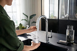 HANSGROHE SodaSystem 210 Aqittura M91 Ausziehauslauf Starter Set sBox – gefiltertes, gekühltes und sprudelndes Trinkwasser