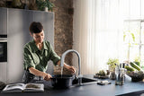 HANSGROHE SodaSystem 210 Aqittura M91 Ausziehauslauf Starter Set sBox – gefiltertes, gekühltes und sprudelndes Trinkwasser