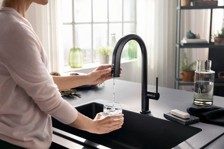 HANSGROHE SodaSystem 210 Aqittura M91 Ausziehauslauf Starter Set sBox – gefiltertes, gekühltes und sprudelndes Trinkwasser