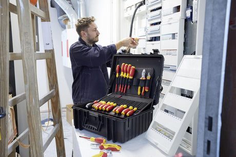 Werkzeugsortiment XL 80-tlg. im Schutzkoffer für Elektriker von WIHA