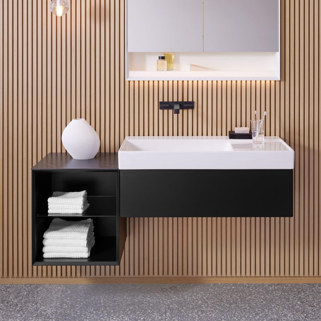 Geberit ONE Seitenelement 45 cm weiß hochglänzend mit Glaseinlegeboden