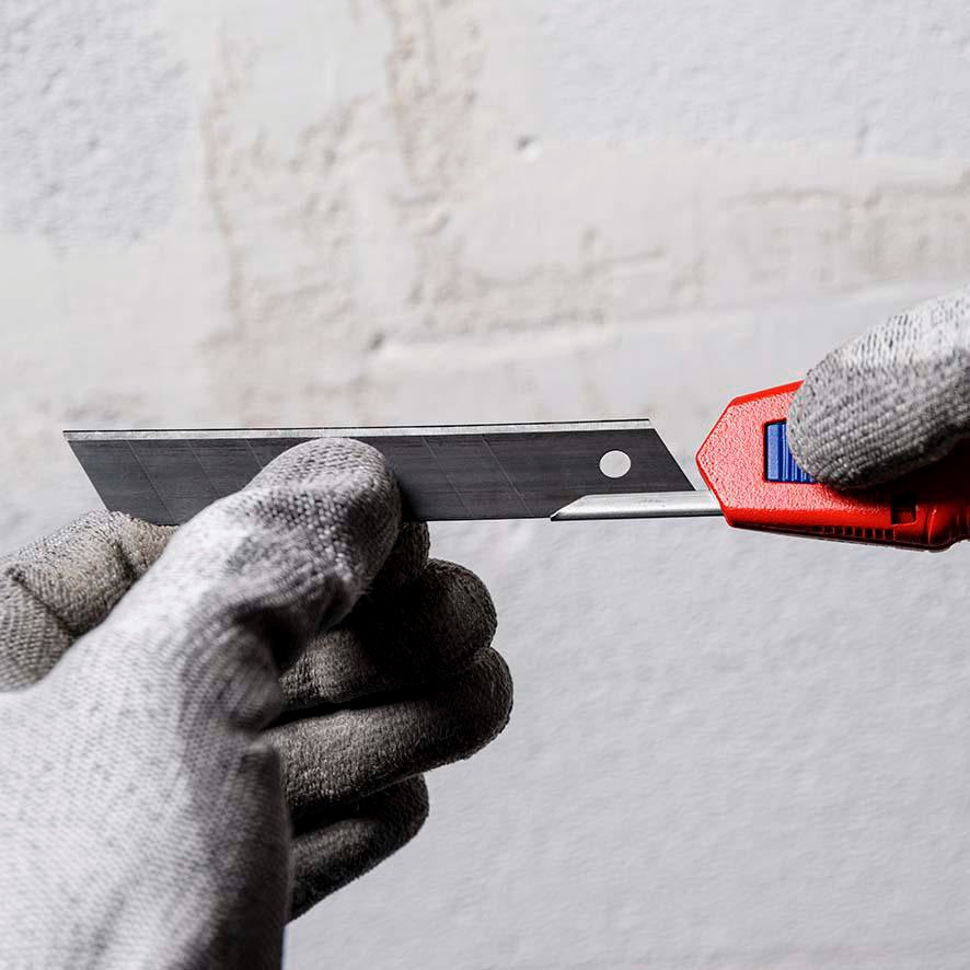 KNIPEX CutiX® Cuttermesser 18 mm Klingenbreite mit Klingenstabilisierung, Magnesiumgehäuse