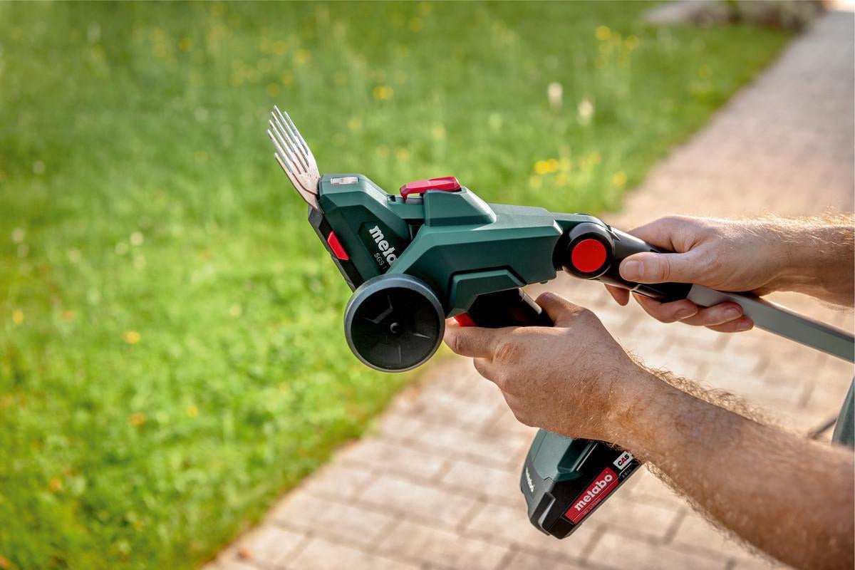 Metabo Akku-Strauch-/Grasschere SGS 18 LTX Q 18 V 20 cm – kabellos, werkzeugloser Messerwechsel