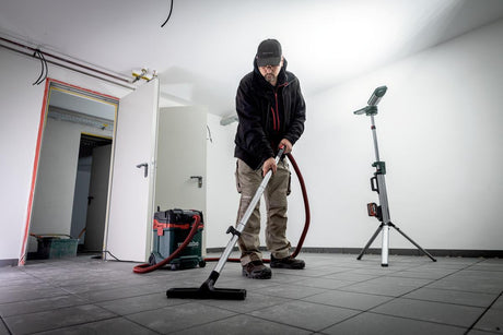 Metabo Sicherheitssauger ASA 30 M PC – 1200 W, Staubklasse M, 30 l, PressClean