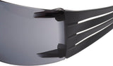 3M Schutzbrille SecureFit™ SF400 EN 166-1FT – Leichte Sicherheitsbrille mit Anti-Fog-Beschichtung