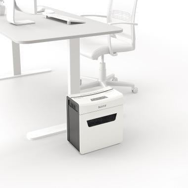 LEITZ Aktenvernichter IQ Protect Premium 6X P4 – Partikelschnitt, 10 l, leise fürs Home-Office