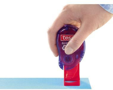 tesa Klebestempel ecoLogo 59099-00000 mit 1.100 Klebepads – sauberes & starkes Kleben