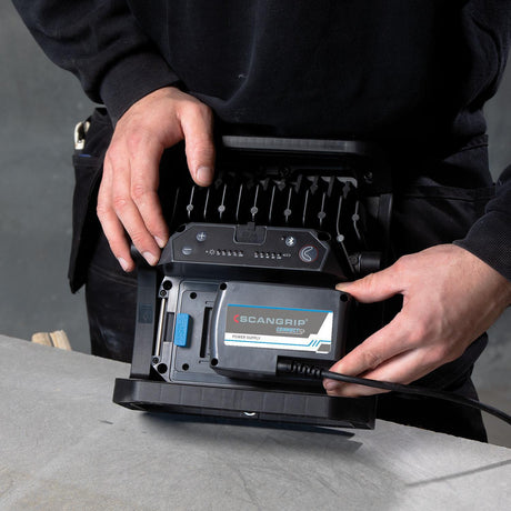 SCANGRIP Stromversorger POWER SUPPLY CONNECT – 100-240 V AC für CONNECT Arbeitsleuchten, 5 m Kabel, IP65