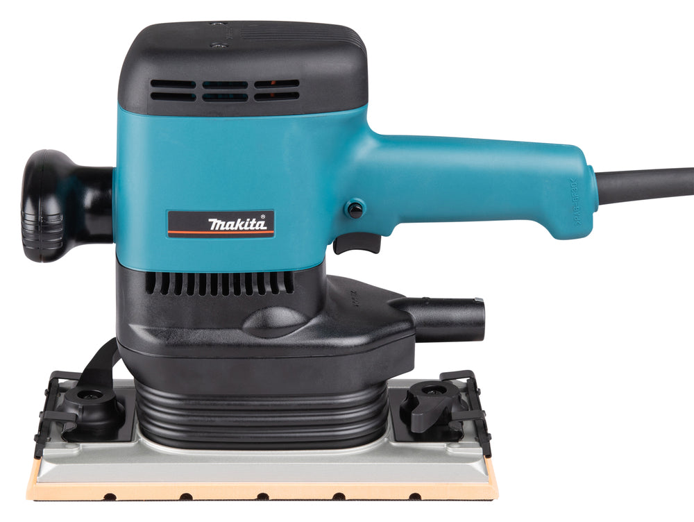 Makita Schwingschleifer | 600 W Motor & 115 x 229 mm Schleifplatte - 9046