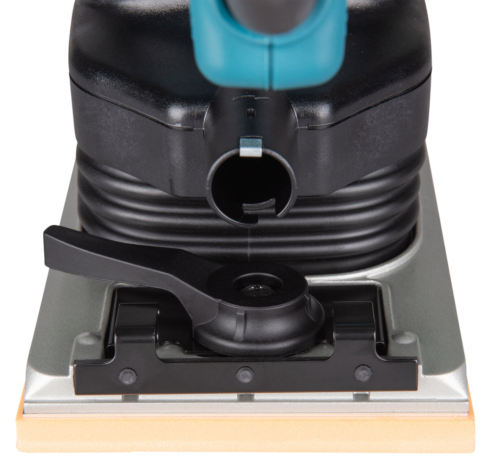 Makita Schwingschleifer | 600 W Motor & 115 x 229 mm Schleifplatte - 9046J