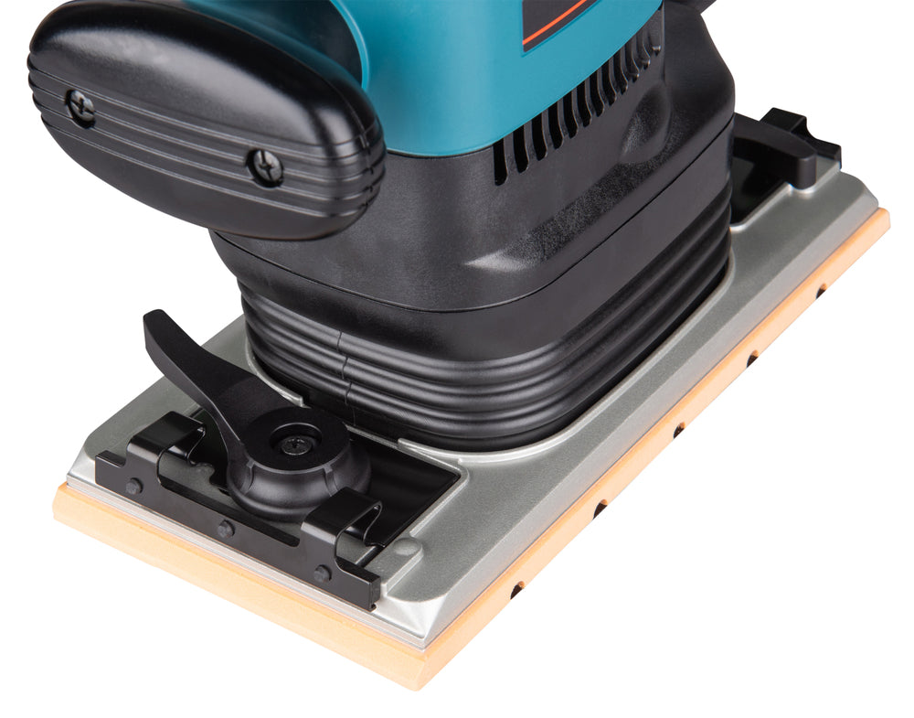 Makita Schwingschleifer | 600 W Motor & 115 x 229 mm Schleifplatte - 9046