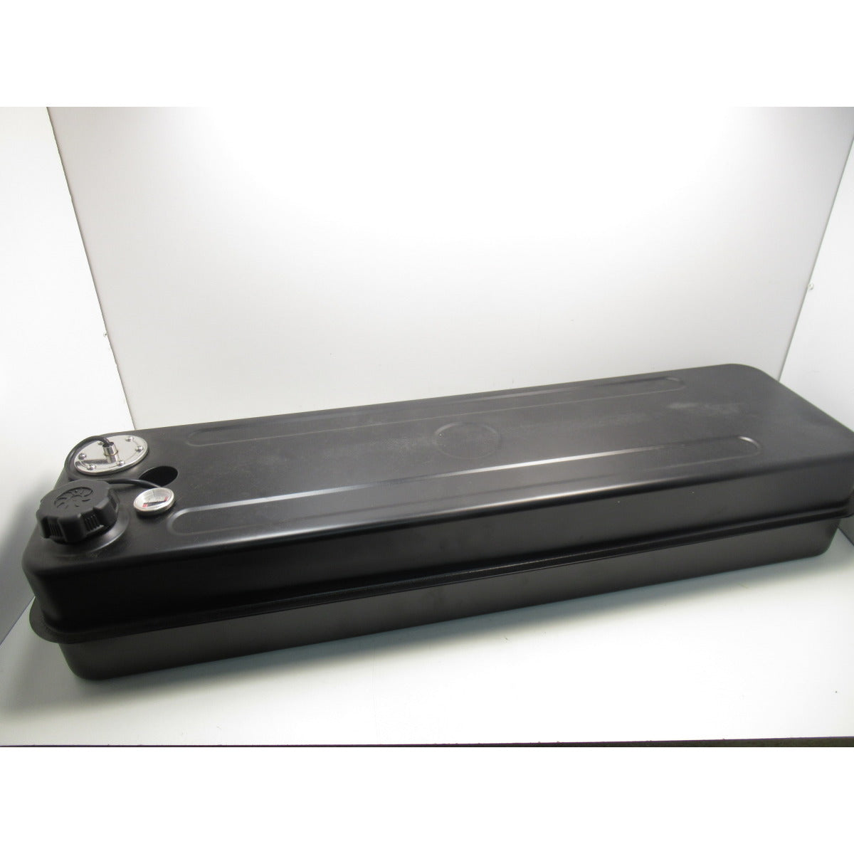 UNICRAFT Kraftstofftank IDHG 13 KF11-070000 / 32L RAL9005 SM-0653201307 - SM.P-0653201307