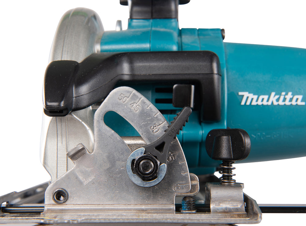 Makita Akku-Handkreissäge 136 mm – kompakt, präzise & mit LED - DSS501Z