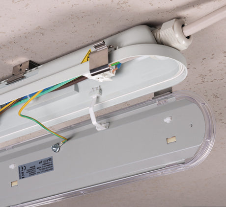 LED S LIGHT Feuchtraumleuchte 30 W 5400 lm IP65 neutralweiß grau