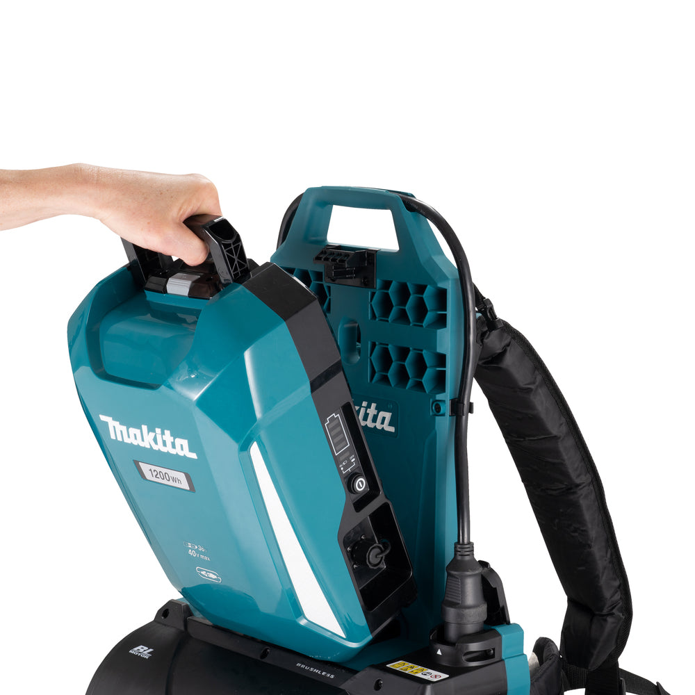 Makita Akku-Rucksackgebläse – individuell einstellbar & mit Konstantelektronik - UB002C