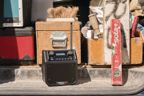 Baustellenradio DABPRO 11,1 V 230 V PERFECTPRO – DAB+, UKW, Bluetooth, IP54